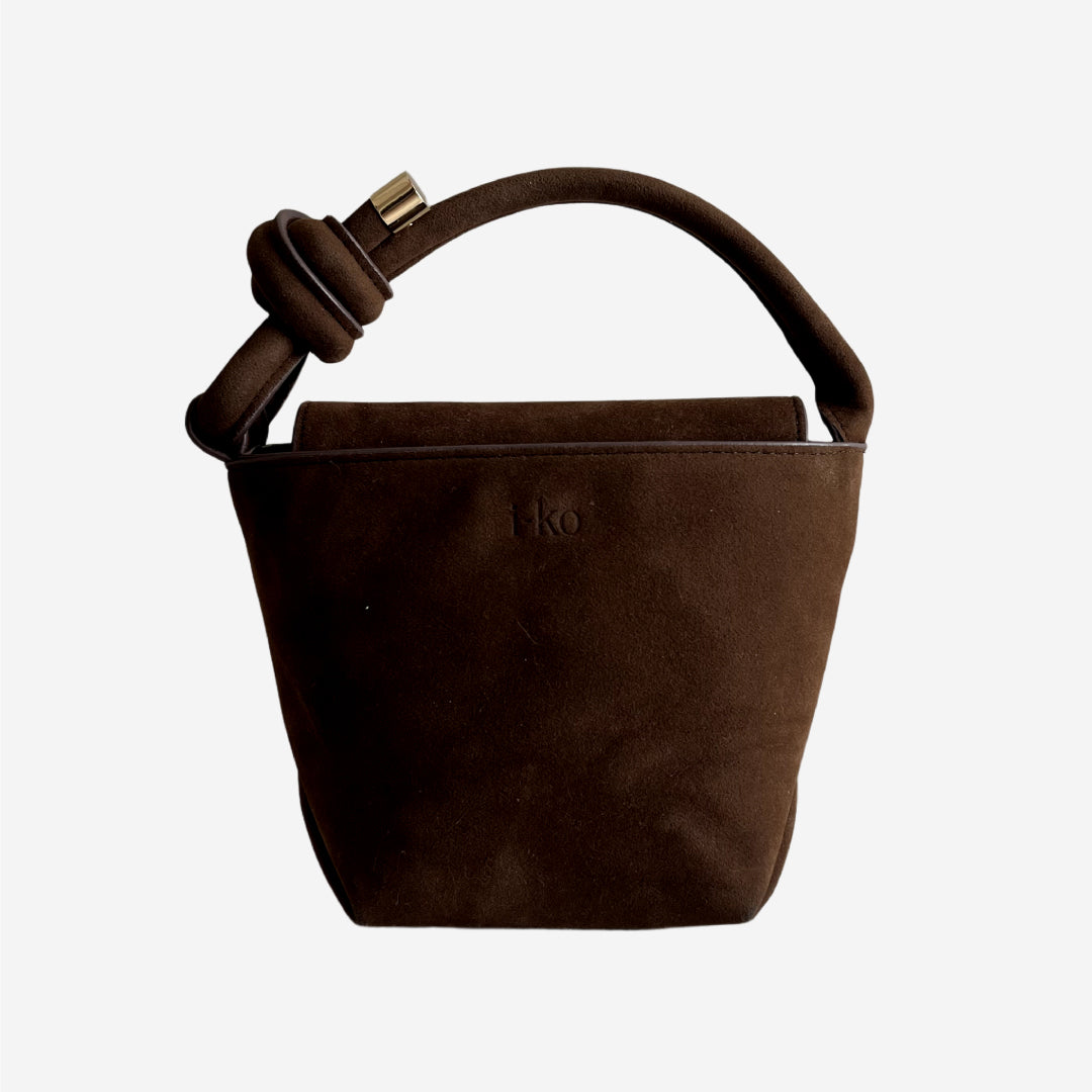 Knot a Bucket Bag